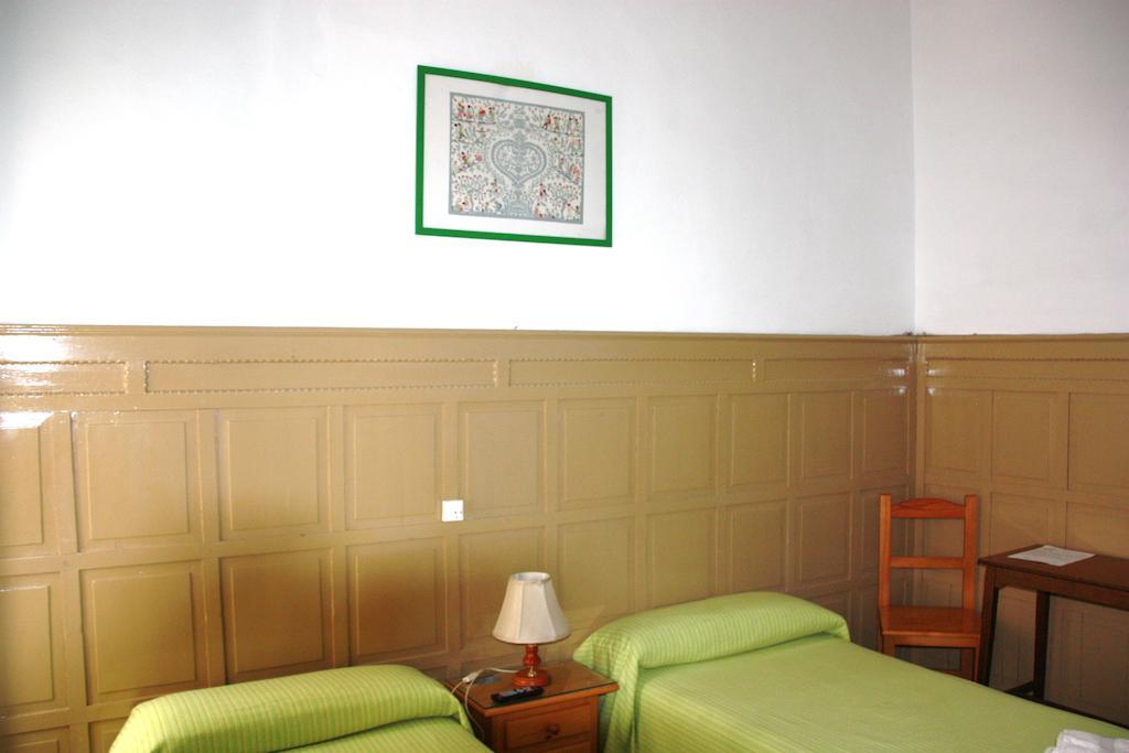 Hostal Union Campana Севиля Екстериор снимка