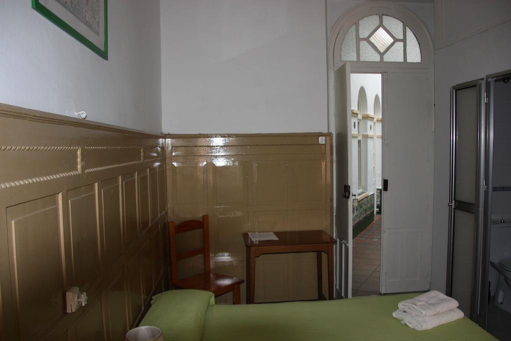 Hostal Union Campana Севиля Екстериор снимка