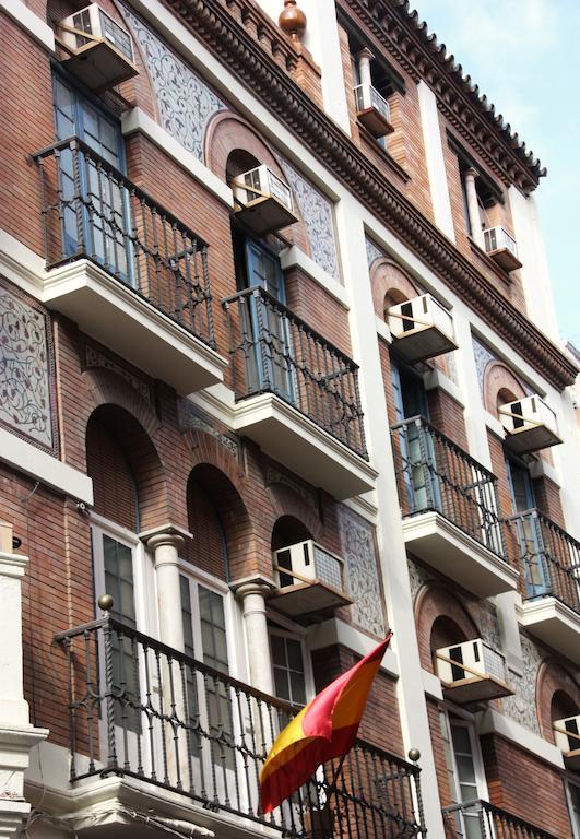 Hostal Union Campana Севиля Екстериор снимка