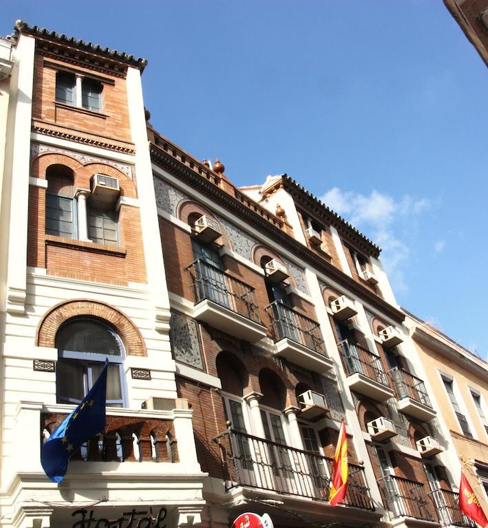Hostal Union Campana Севиля Екстериор снимка